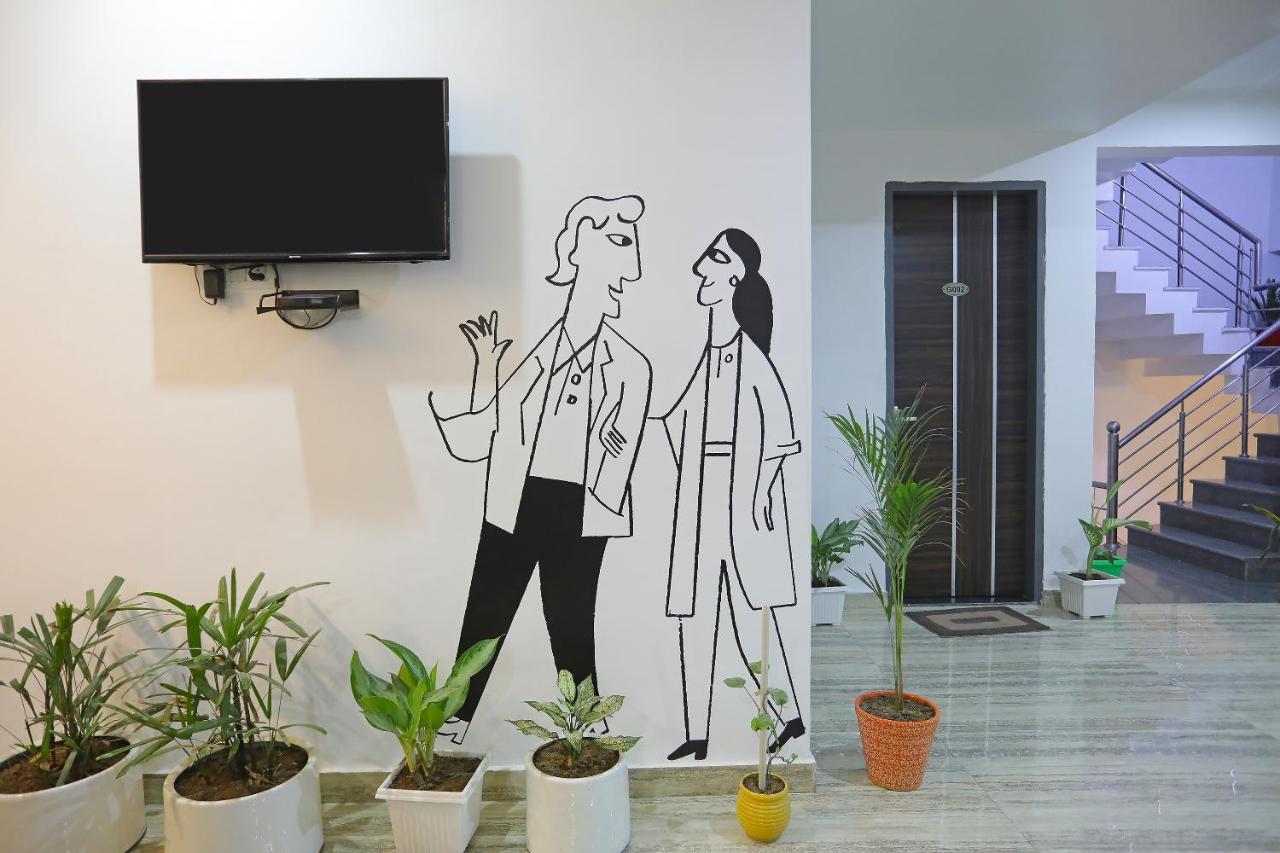 מלון Super Townhouse Cloud Bay, Near Genpact, Sector-69, גורגאון מראה חיצוני תמונה
