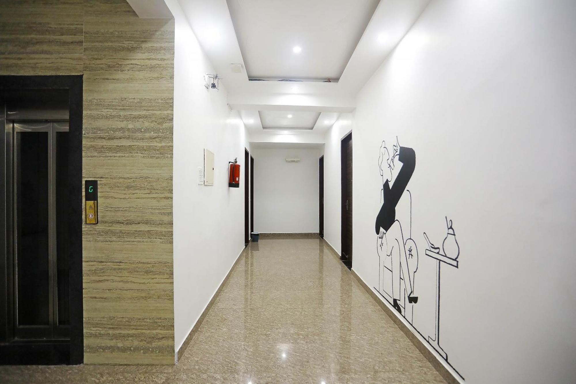 מלון Super Townhouse Cloud Bay, Near Genpact, Sector-69, גורגאון מראה חיצוני תמונה