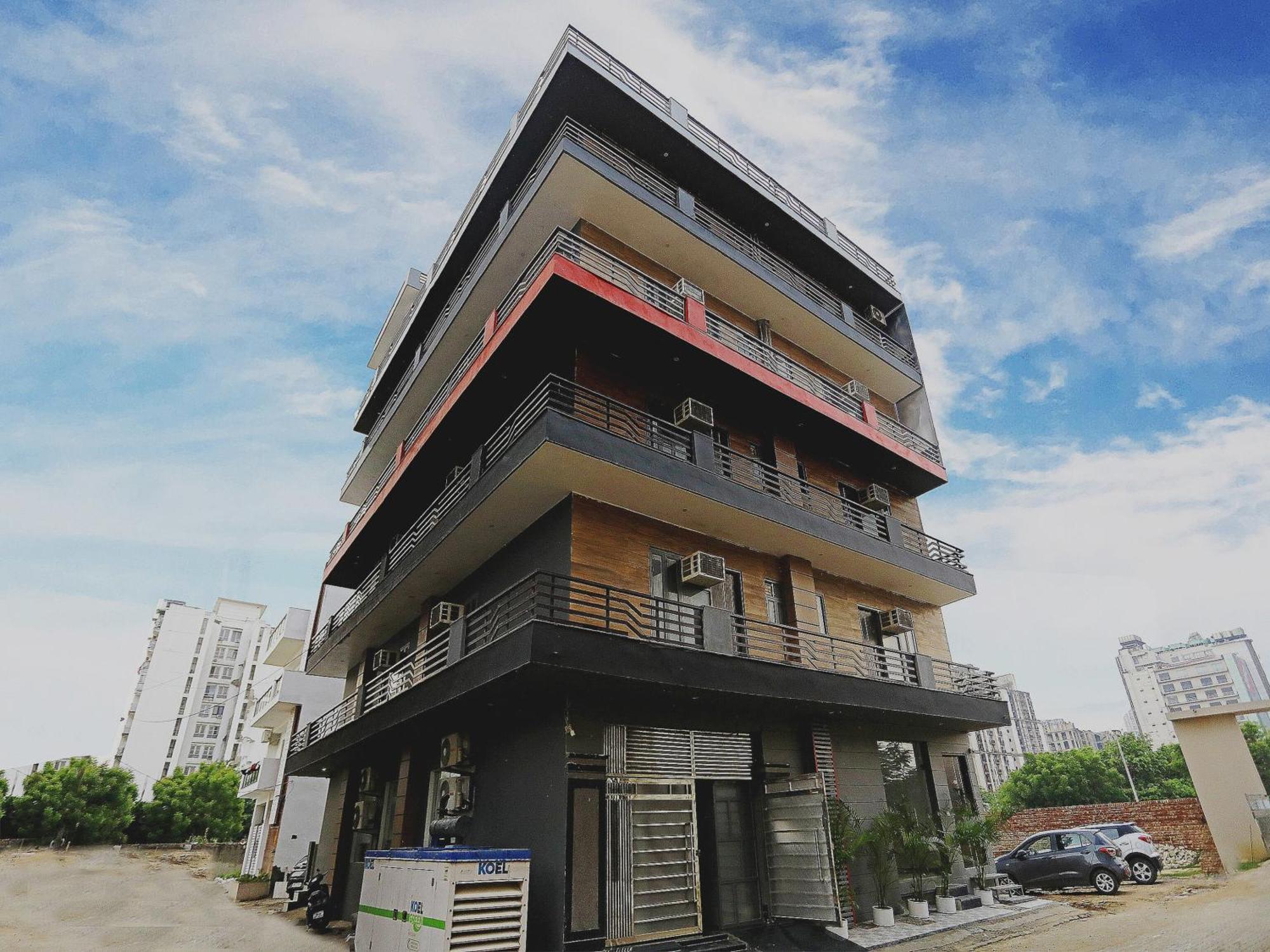 מלון Super Townhouse Cloud Bay, Near Genpact, Sector-69, גורגאון מראה חיצוני תמונה